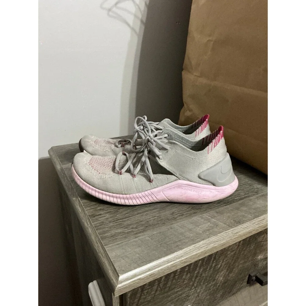 Women’s Nike Tennis Shoes